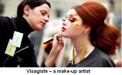 Visagiste a make-up artist